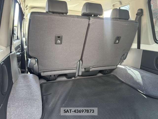 Toyota Land Cruiser 70 2024-03 8315035-8