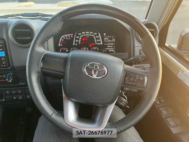 Toyota Land Cruiser 70 2025-01 8315037-15