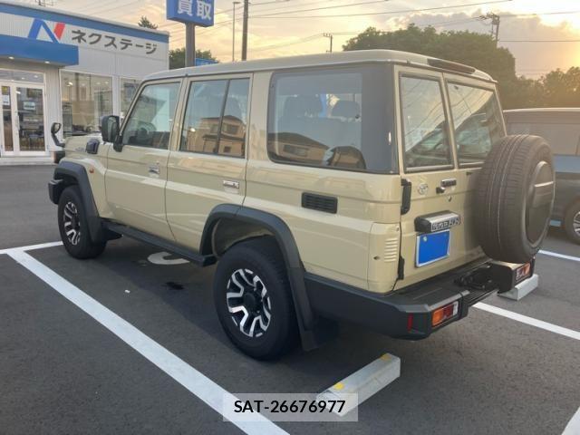 Toyota Land Cruiser 70 2025-01 8315037-1