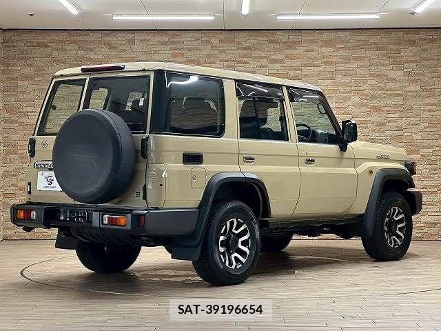 Toyota Land Cruiser 70 2024-09 8336433-16