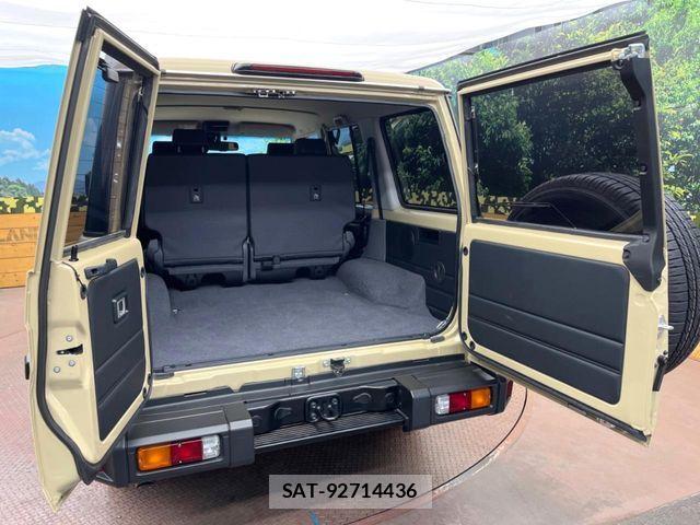 Toyota Land Cruiser 70 2025-03 8336431-9