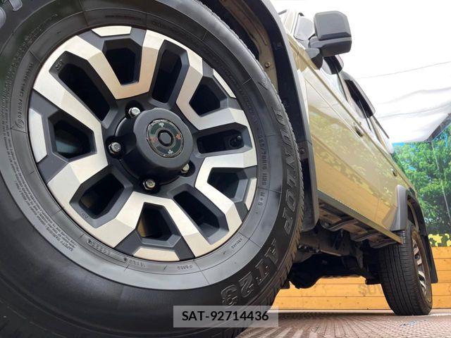 Toyota Land Cruiser 70 2025-03 8336431-12