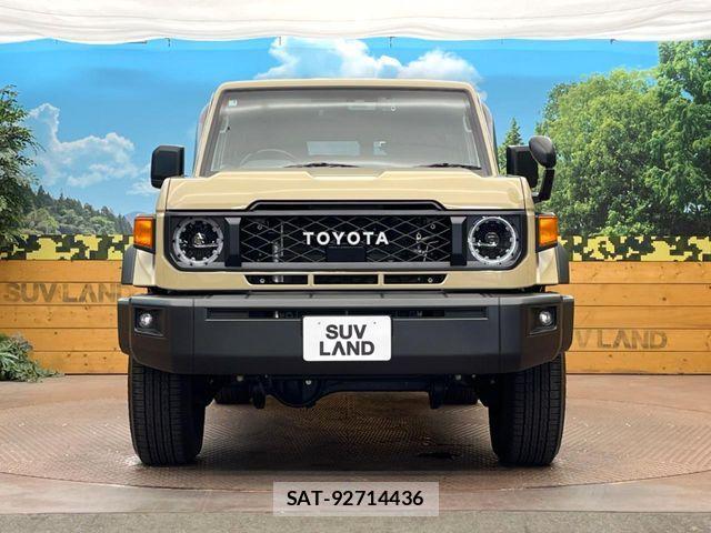 Toyota Land Cruiser 70 2025-03 8336431-13