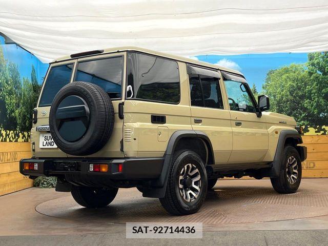 Toyota Land Cruiser 70 2025-03 8336431-16