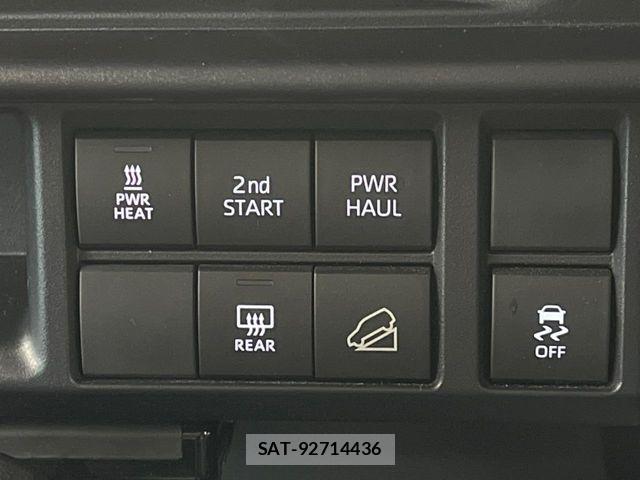 Toyota Land Cruiser 70 2025-03 8336431-6
