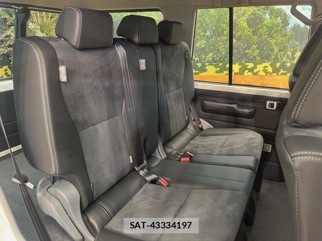 Toyota Land Cruiser 70 2026-01 8336428-9