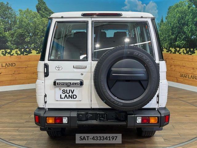 Toyota Land Cruiser 70 2026-01 8336428-15