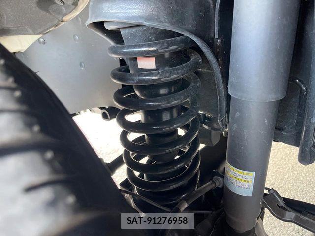 Toyota Land Cruiser 70 2025-12 8336432-19