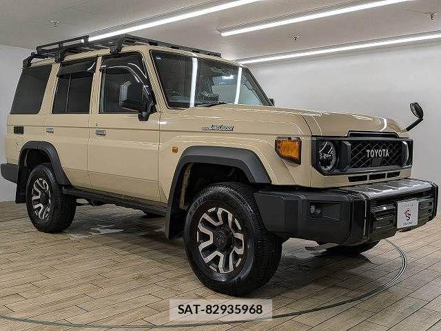 Toyota Land Cruiser 70 2024-01 8334870-13