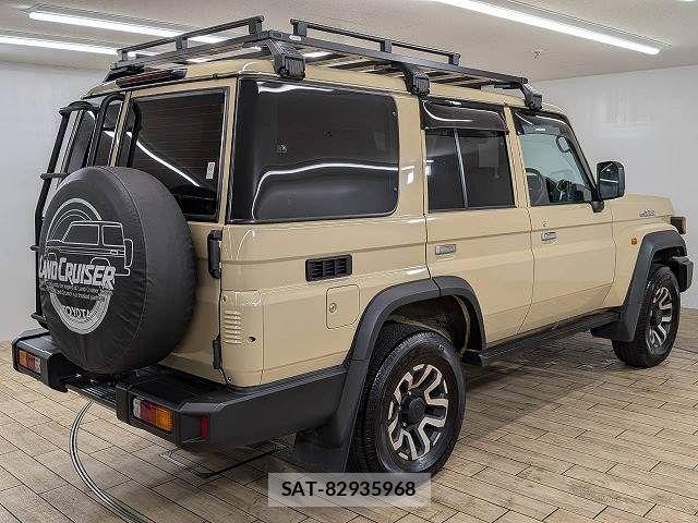 Toyota Land Cruiser 70 2024-01 8334870-15