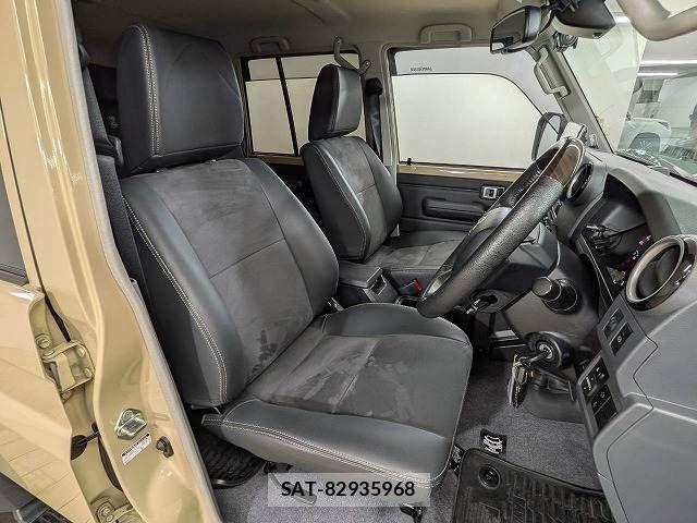 Toyota Land Cruiser 70 2024-01 8334870-4