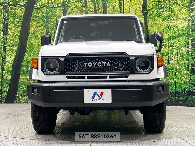 Toyota Land Cruiser 70 2025-06 8336430-14