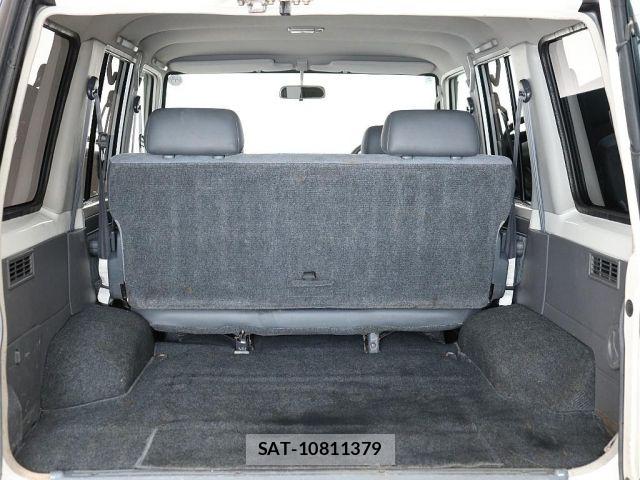 Toyota Land Cruiser 70 2001-01 8366565-7