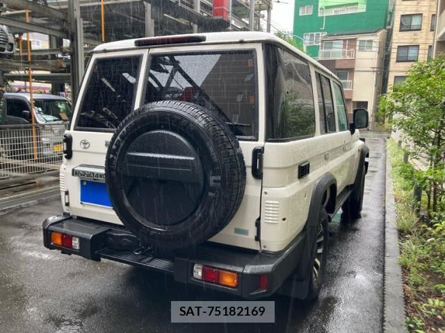 Toyota Land Cruiser 70 2024-01 8413114-9