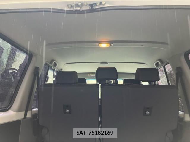 Toyota Land Cruiser 70 2024-01 8413114-11
