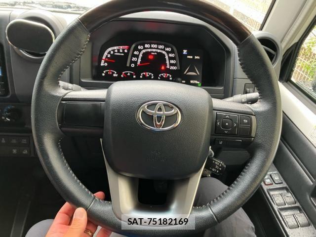 Toyota Land Cruiser 70 2024-01 8413114-14