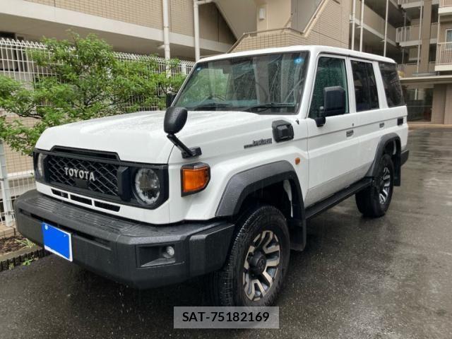 Toyota Land Cruiser 70 2024-01 8413114-3