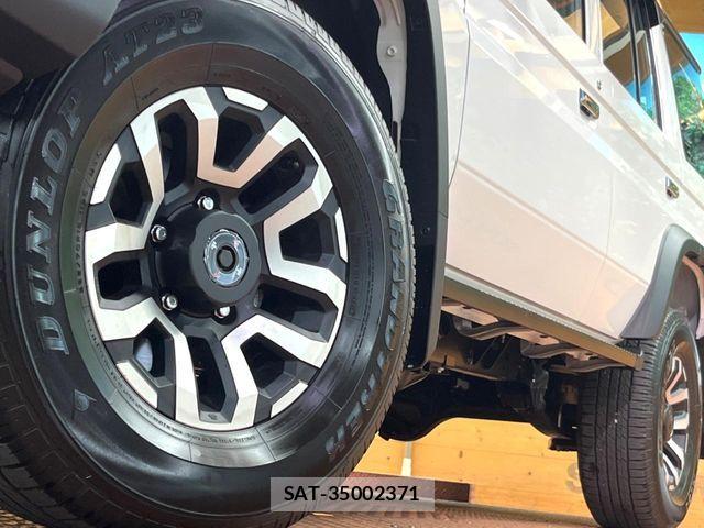 Toyota Land Cruiser 70 2025-07 8438278-12