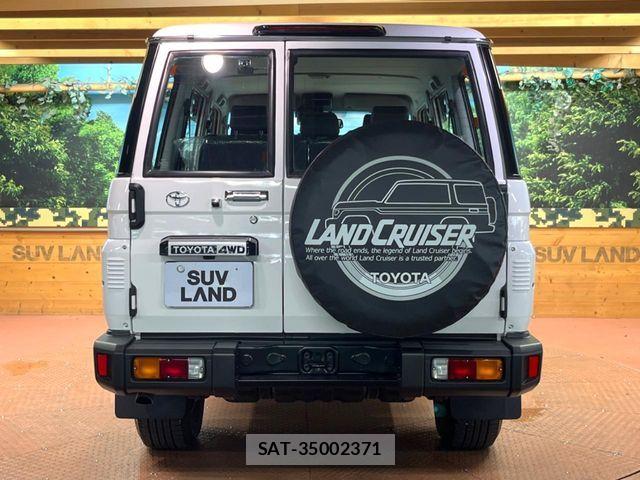 Toyota Land Cruiser 70 2025-07 8438278-14