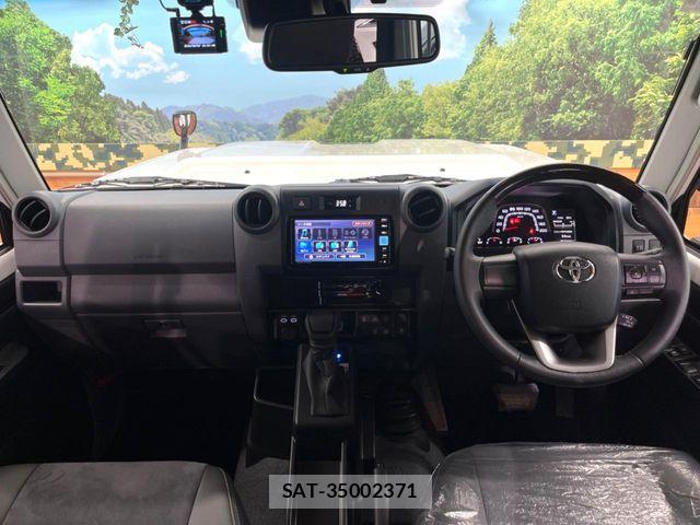 Toyota Land Cruiser 70 2025-07 8438278-1