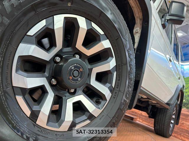 Toyota Land Cruiser 70 2025-08 8438280-12