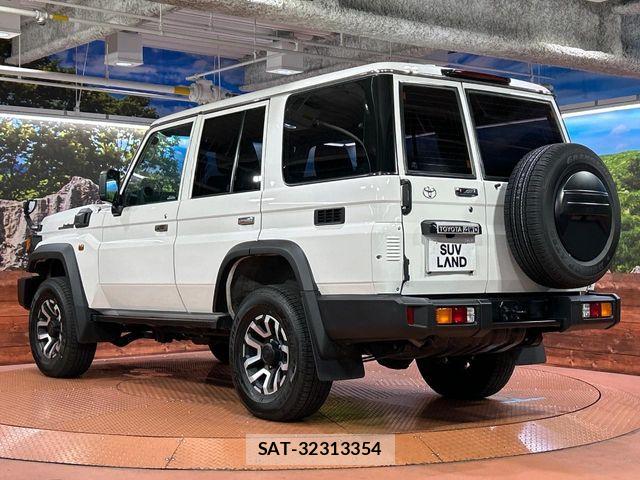Toyota Land Cruiser 70 2025-08 8438280-16