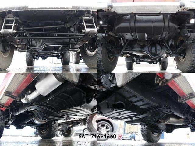 Toyota Land Cruiser 70 1991-01 8438281-17