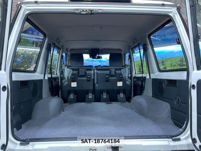 Toyota Land Cruiser 70 2025-04 8438277-9