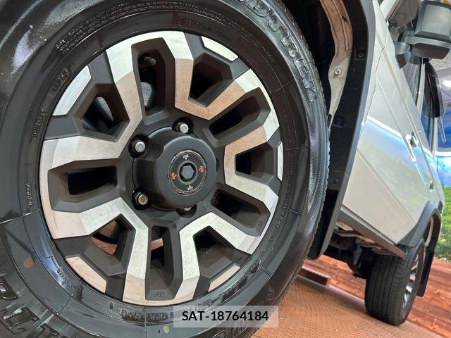 Toyota Land Cruiser 70 2025-04 8438277-12