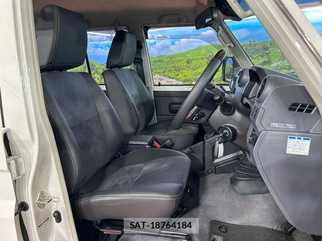 Toyota Land Cruiser 70 2025-04 8438277-7