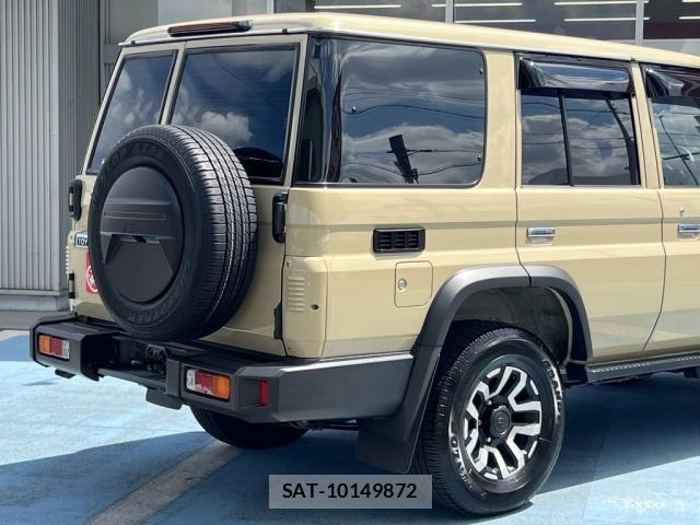 Toyota Land Cruiser 70 2025-04 8485573-9