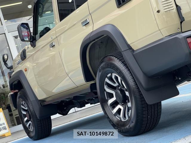 Toyota Land Cruiser 70 2025-04 8485573-15