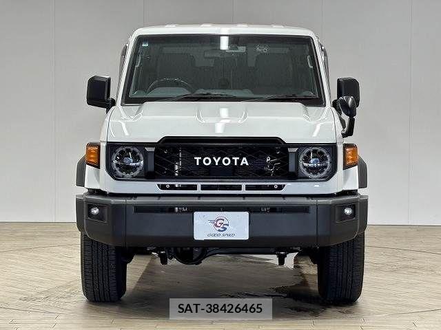 Toyota Land Cruiser 70 2024-01 8485570-14