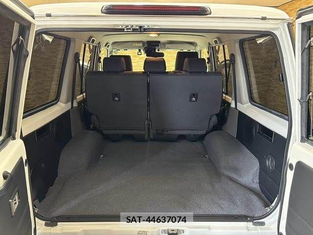 Toyota Land Cruiser 70 2024-12 8485571-12