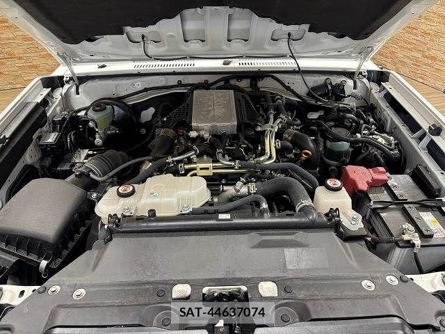 Toyota Land Cruiser 70 2024-12 8485571-13