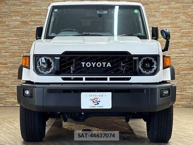 Toyota Land Cruiser 70 2024-12 8485571-14