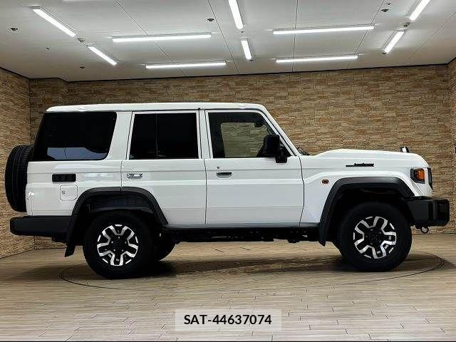 Toyota Land Cruiser 70 2024-12 8485571-17