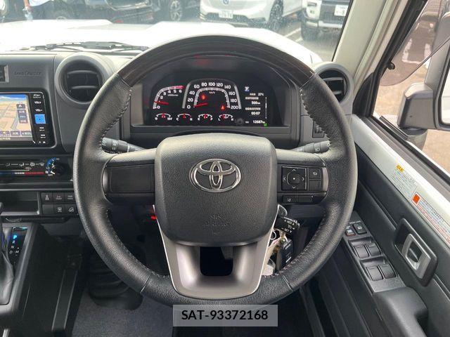 Toyota Land Cruiser 70 2025-03 8525422-9