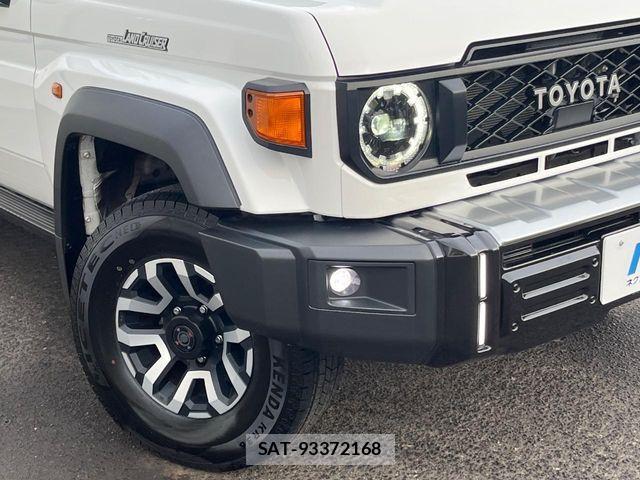 Toyota Land Cruiser 70 2025-03 8525422-11