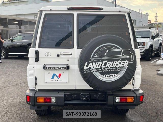 Toyota Land Cruiser 70 2025-03 8525422-14