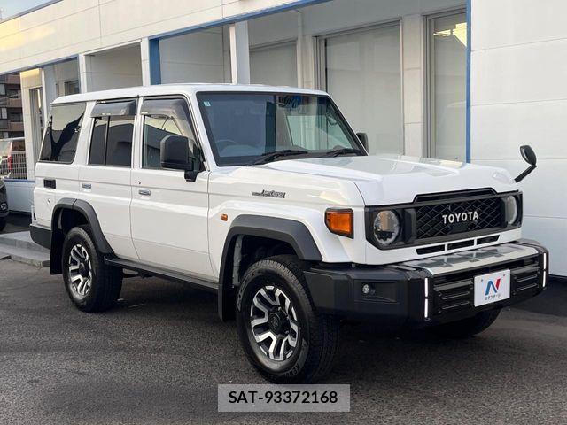 Toyota Land Cruiser 70 2025-03 8525422-15