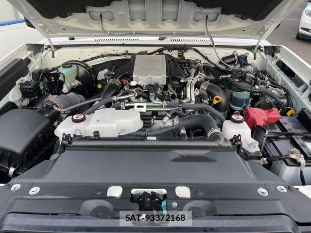 Toyota Land Cruiser 70 2025-03 8525422-17
