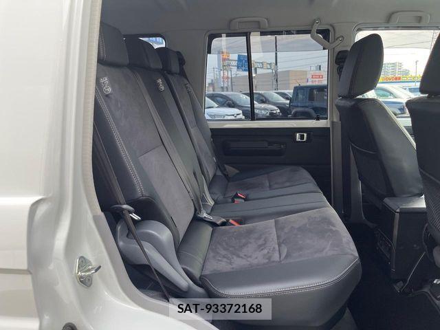 Toyota Land Cruiser 70 2025-03 8525422-8