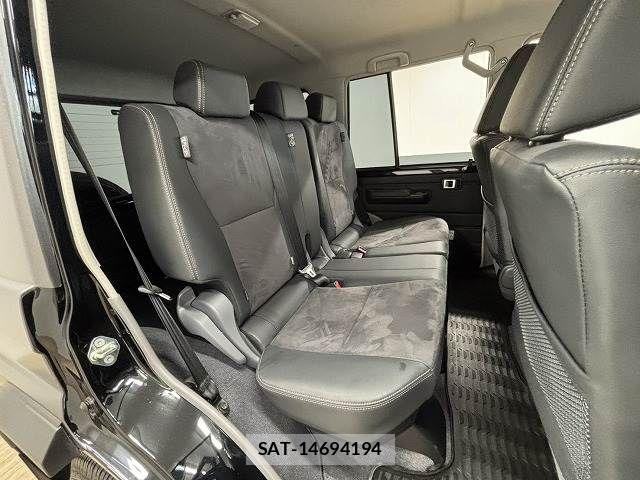 Toyota Land Cruiser 70 2024-01 8627352-11