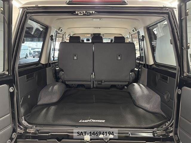 Toyota Land Cruiser 70 2024-01 8627352-12