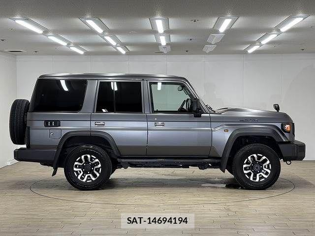 Toyota Land Cruiser 70 2024-01 8627352-17