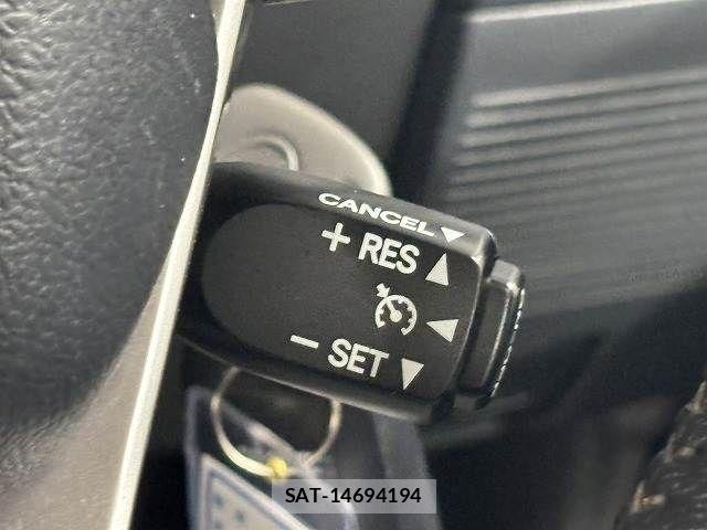 Toyota Land Cruiser 70 2024-01 8627352-4