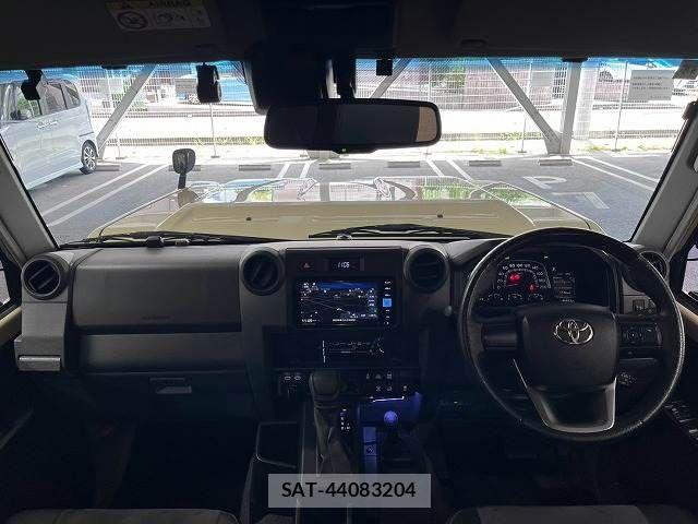 Toyota Land Cruiser 70 2023-12 8627355-1