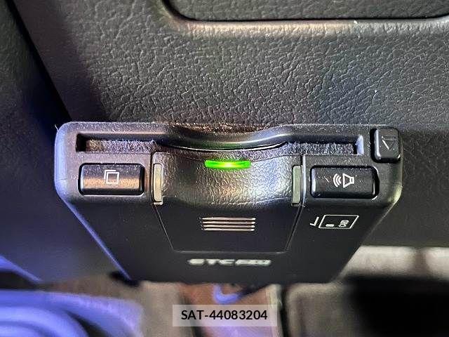 Toyota Land Cruiser 70 2023-12 8627355-6