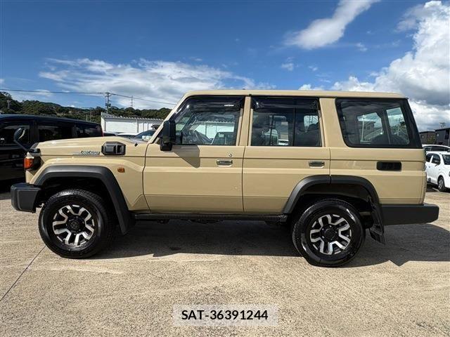 Toyota Land Cruiser 70 2025-03 8659754-10